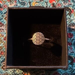 Stainless Steel Floral Geometry Ring - NEW (9)
